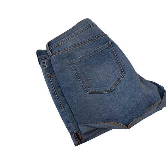 Old Navy Womens Blue Denim Jean Shorts Size 14 --NEW - Picture 11 of 11